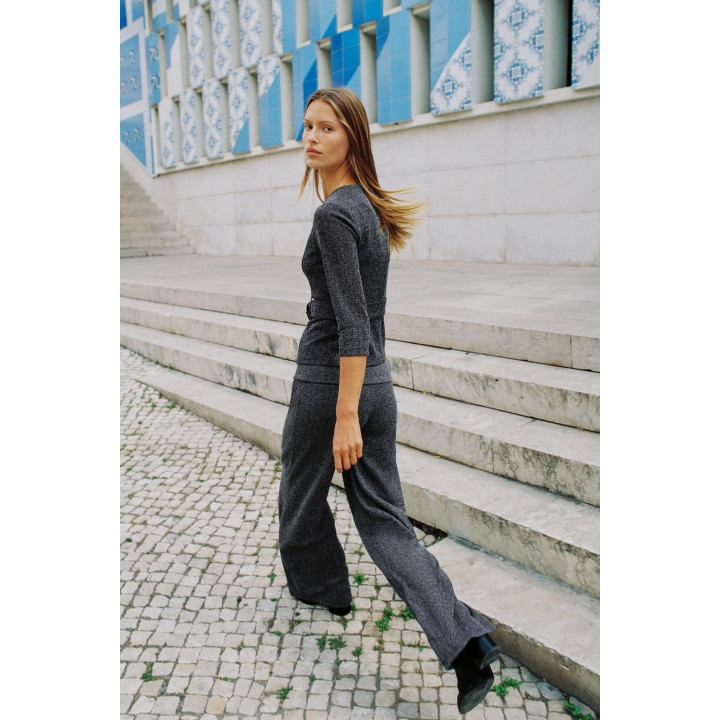 ТОП ИЗ САРЖИ С ПОЯСОМ