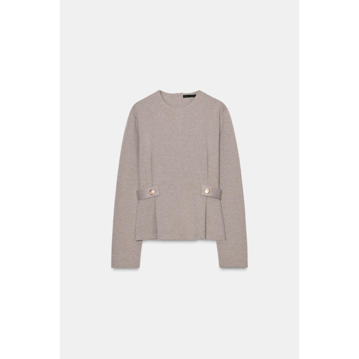 ТОП ИЗ САРЖИ С ПУГОВИЦАМИ