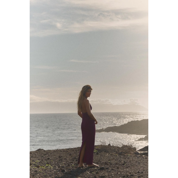 Топ сборкой на шее