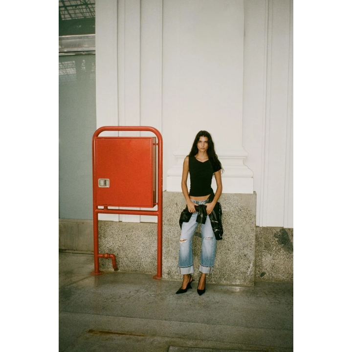 АСИММЕТРИЧНЫЙ ТОП СО СБОРКАМИ