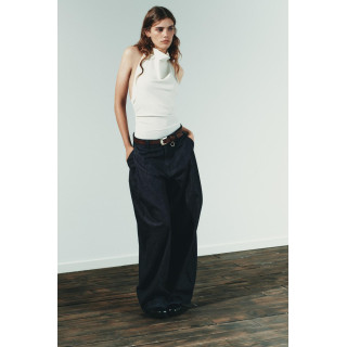 БОДИ С ГОРЛОВИНОЙ ХАЛТЕР И ОТКРЫТОЙ СПИНОЙ