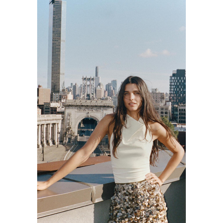 БОДИ С ГОРЛОВИНОЙ ХАЛТЕР И ОТКРЫТОЙ СПИНОЙ