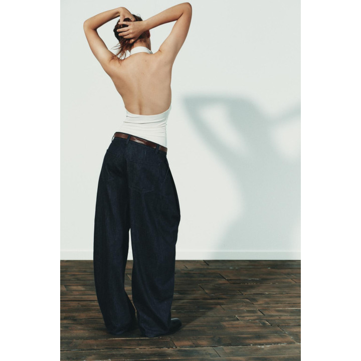 БОДИ С ГОРЛОВИНОЙ ХАЛТЕР И ОТКРЫТОЙ СПИНОЙ