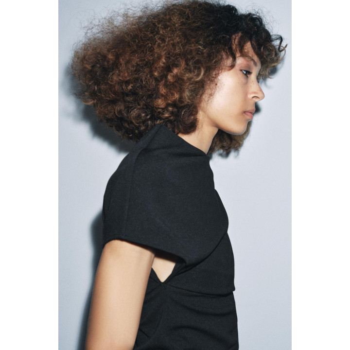 ТОП АСИММЕТРИЧНОГО КРОЯ СО СКЛАДКАМИ