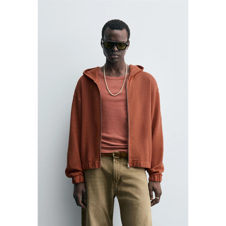 ТОЛСТОВКА С КАПЮШОНОМ ИЗ ТКАНИ С ОТКРЫТОЙ ТЕКСТУРОЙ