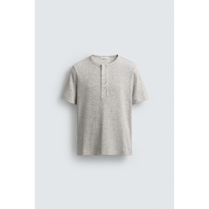 ФУТБОЛКА С ВОРОТНИКОМ НА ПУГОВИЦАХ