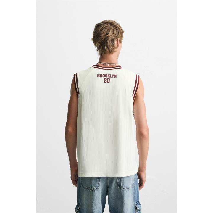 КОМБИНИРОВАННАЯ МАЙКА В СТИЛЕ VARSITY