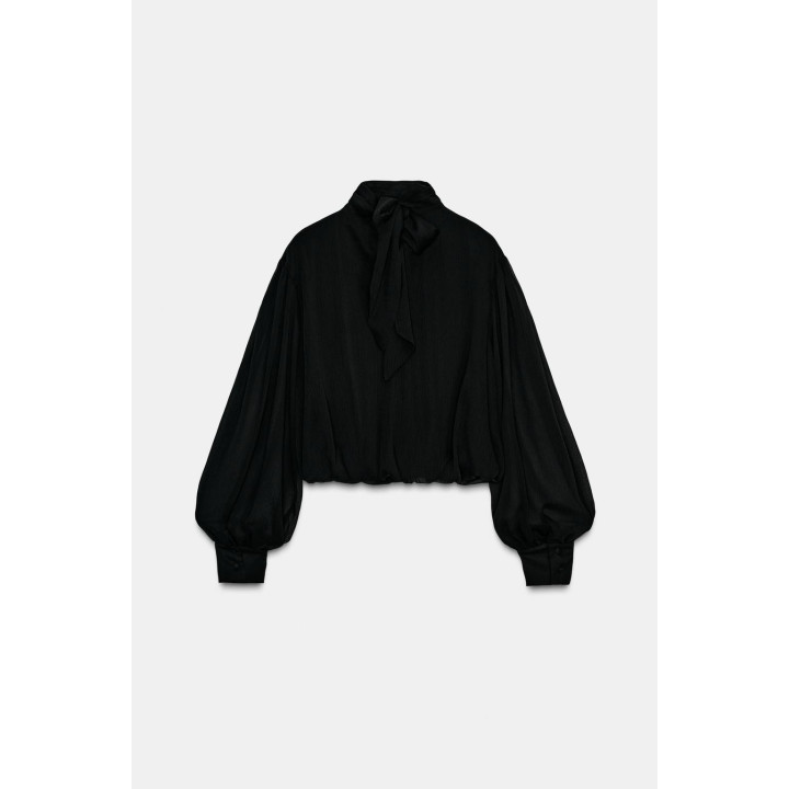 Блузка с запахом и воздушными рукавами с запахом