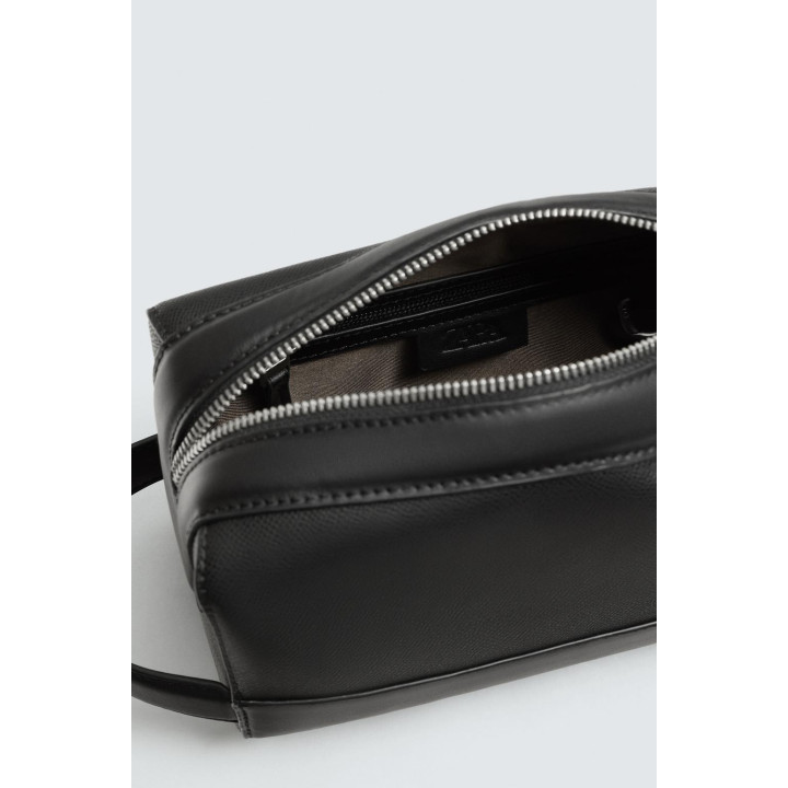 ОДНОТОННЫЙ НЕСЕССЕР