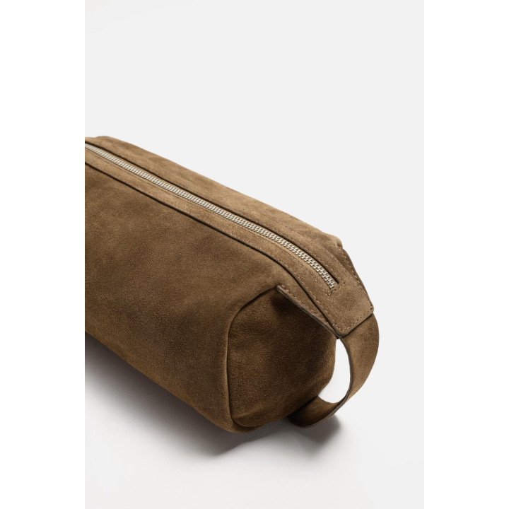 КОЖАНЫЙ НЕСЕССЕР