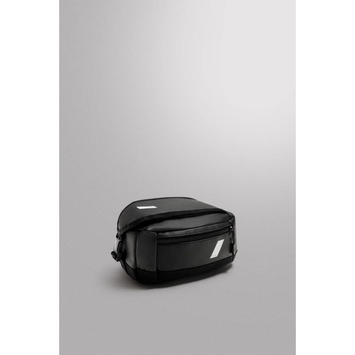 СПОРТИВНЫЙ НЕСЕССЕР