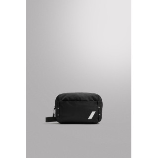 СПОРТИВНЫЙ НЕСЕССЕР