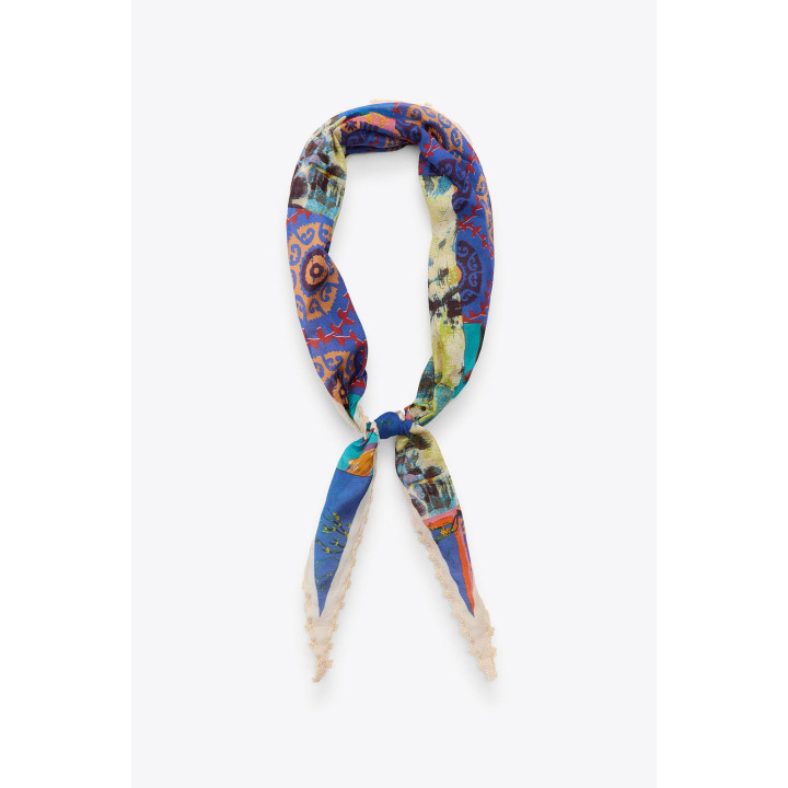 БАНДАНА С ПРИНТОМ И КРУЖЕВОМ