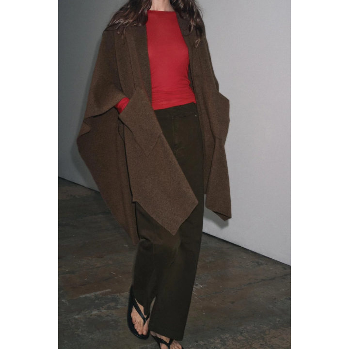 ДЛИННАЯ ТРИКОТАЖНАЯ НАКИДКА