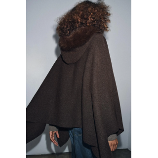 ТРИКОТАЖНАЯ НАКИДКА С МЕХОМ