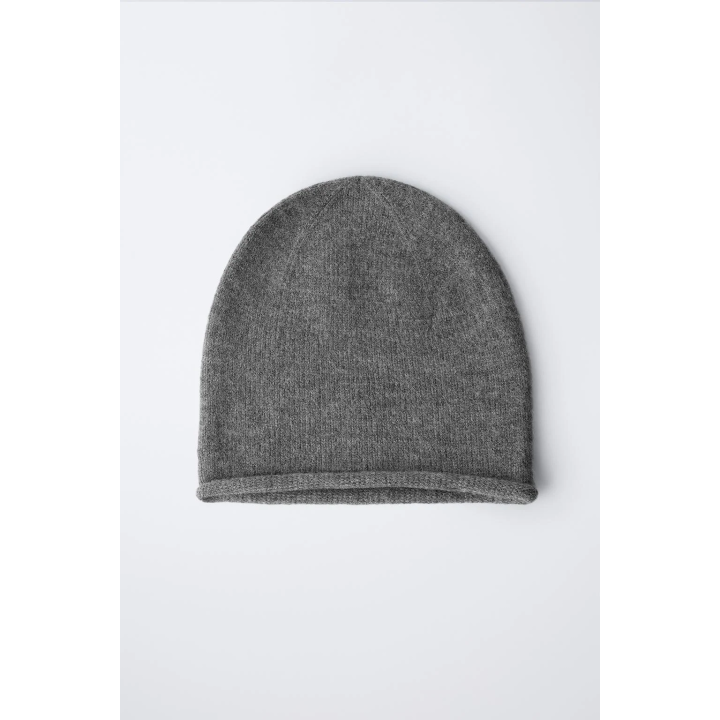 ШАПКА БИНИ ИЗ ШЕРСТЯНОЙ ПРЯЖИ