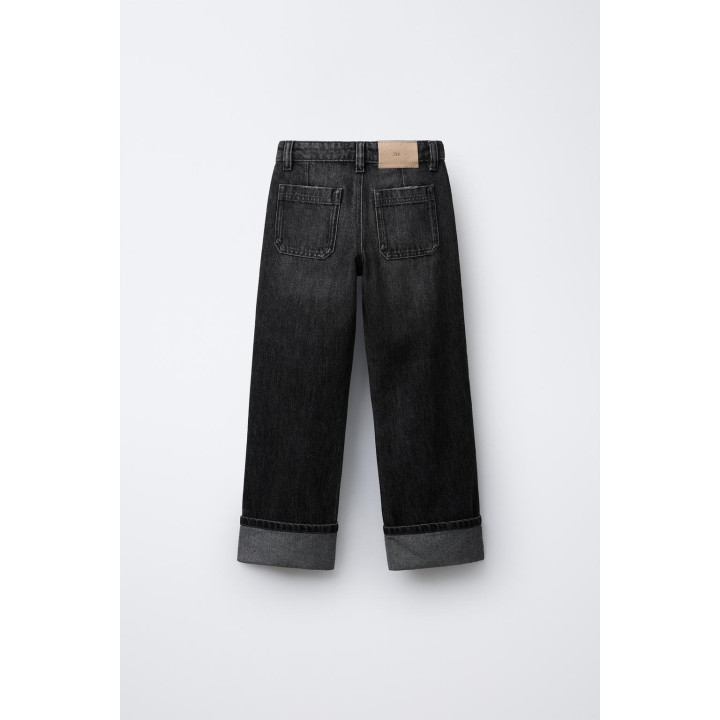 ПРЯМЫЕ ДЖИНСЫ С ОТВОРОТАМИ СНИЗУ