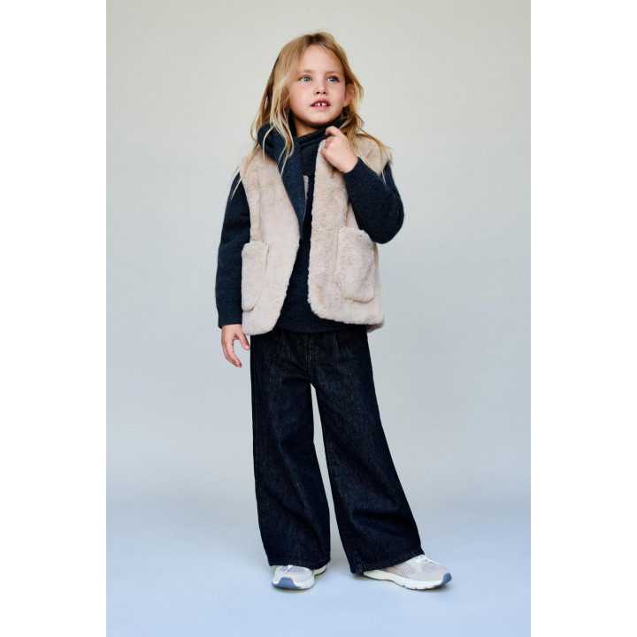 ЖИЛЕТ ИЗ ИСКУССТВЕННОГО МЕХА