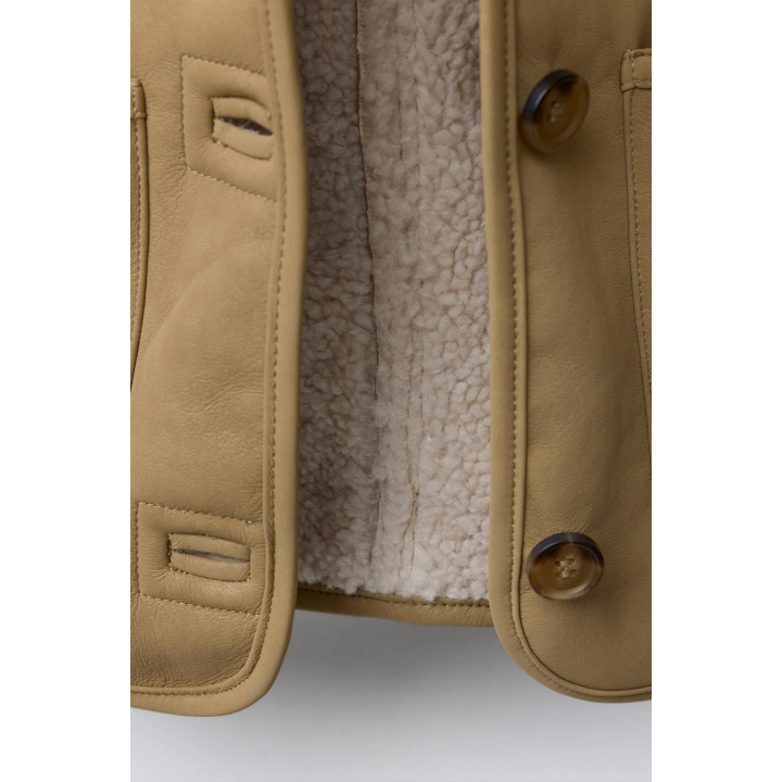 ДВУСТОРОННЕЕ ПАЛЬТО ИЗ ИСКУССТВЕННОЙ ОВЧИНЫ