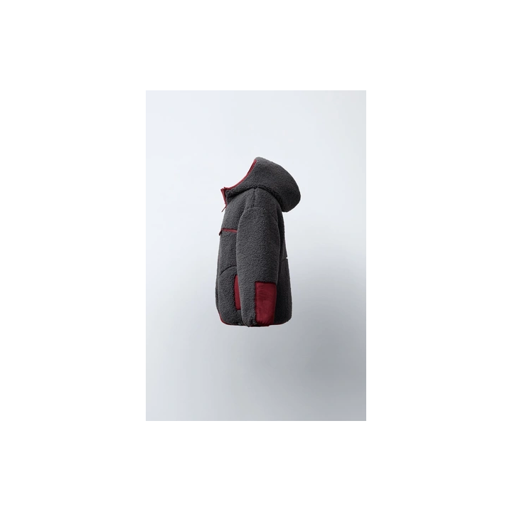 ДВУСТОРОННЯЯ НЕПРОМОКАЕМАЯ КУРТКА ИЗ ИСКУССТВЕННОЙ ОВЧИНЫ