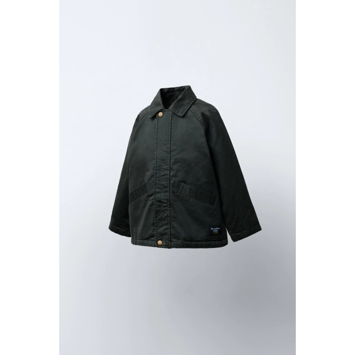 КУРТКА ИЗ ВОЩЕНОЙ ТКАНИ