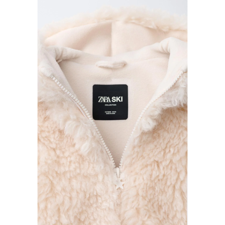 Куртка из коллекции искусственного меха для горнолыжного спорта