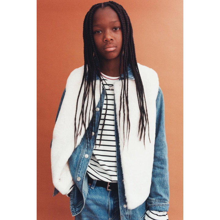 ДВУСТОРОННИЙ ЖИЛЕТ ИЗ ИСКУССТВЕННОГО МЕХА