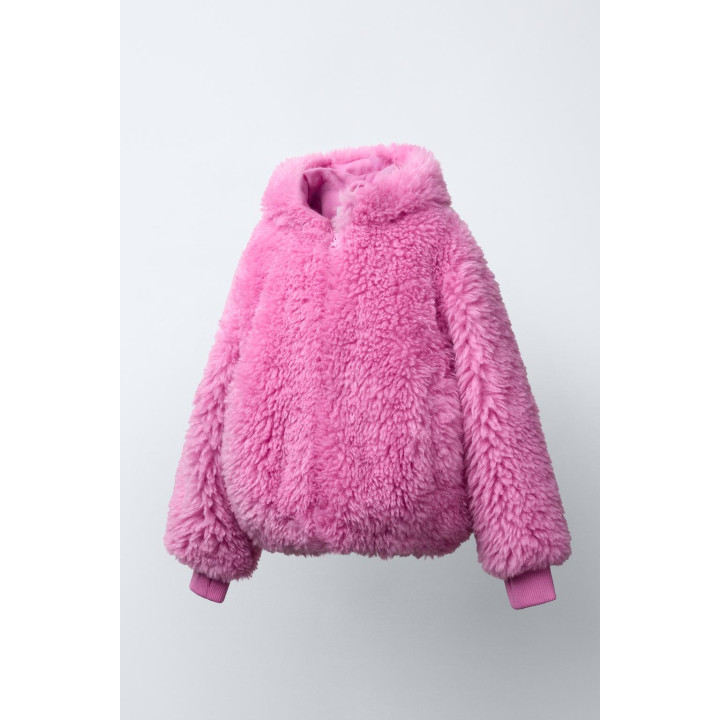 КУРТКА ИЗ ИСКУССТВЕННОГО МЕХА С КАПЮШОНОМ