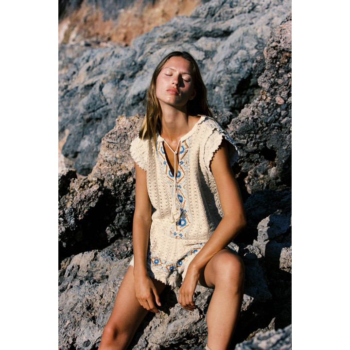 ТОП С ВЫШИВКОЙ КРОШЕ