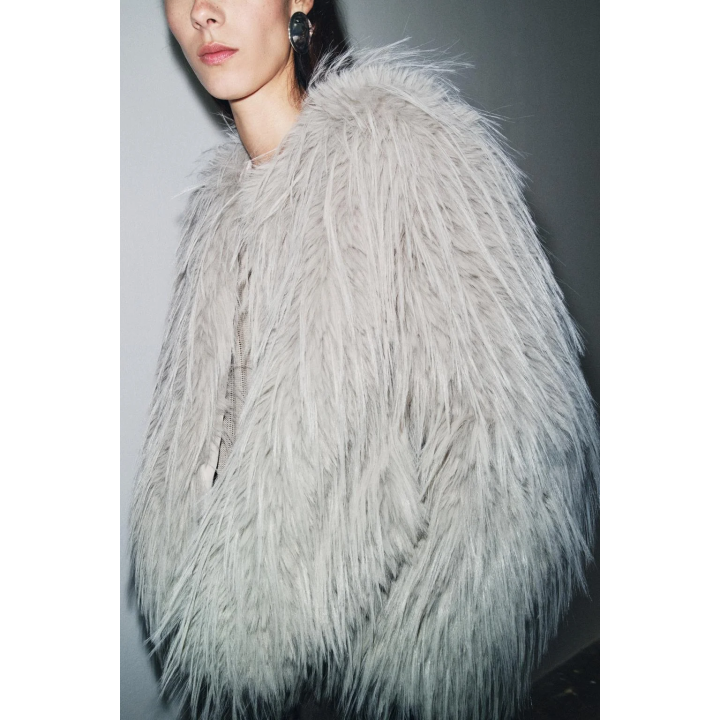 ПАЛЬТО ИЗ ИСКУССТВЕННОГО МЕХА — ZW COLLECTION