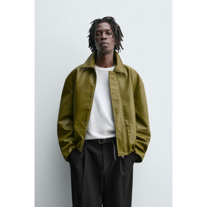 КУРТКА ИЗ ИСКУССТВЕННОЙ КОЖИ