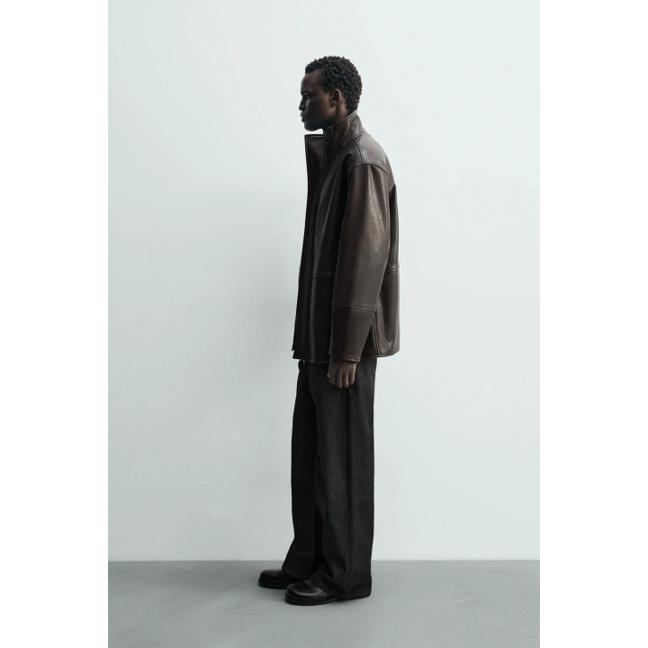 Куртка с контрастной отделкой под кожу