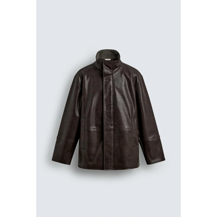 Куртка с контрастной отделкой под кожу