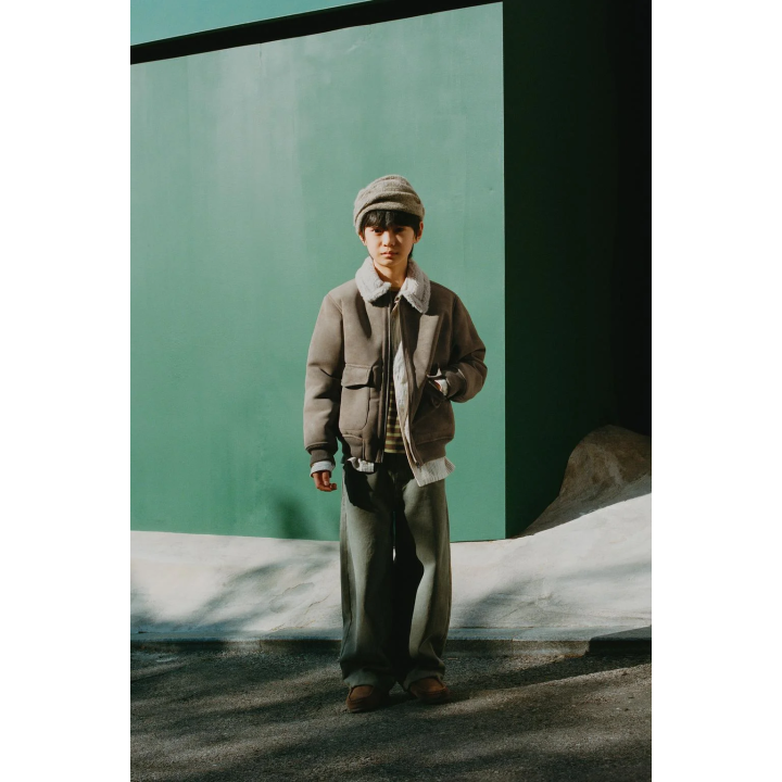 ДВУСТОРОННИЙ БОМБЕР ИЗ ИСКУССТВЕННОЙ ОВЧИНЫ