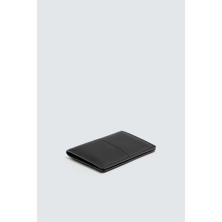 Кожаный держатель для карт