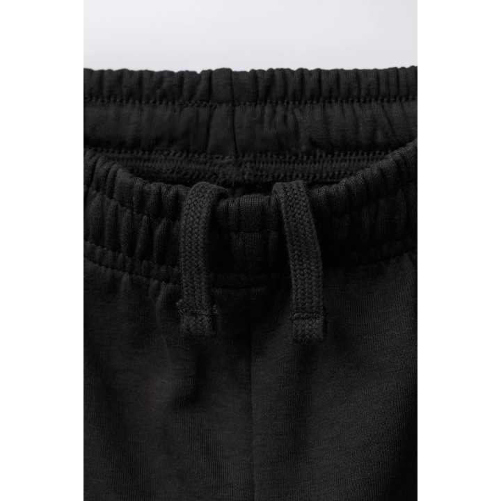 EMBOSSED TEXT INTERLOCK HOODIE AND JOGGERS SET