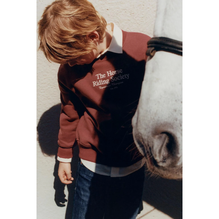 ТОЛСТОВКА С ВЫШИТОЙ НАДПИСЬЮ