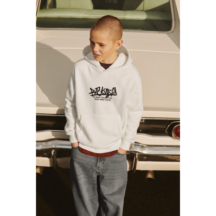 ХУДИ С ВЫШИТЫМ ТЕКСТОМ