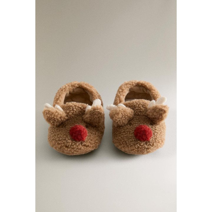 Ботиночки с оленями