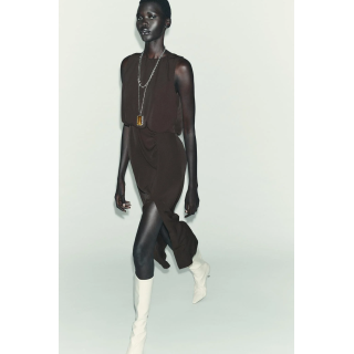 ПЛАТЬЕ МИДИ СО СБОРКАМИ НА ТАЛИИ