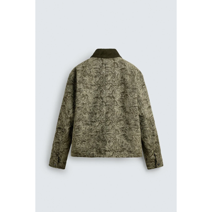 Куртка с абстрактным жаккардовым узором