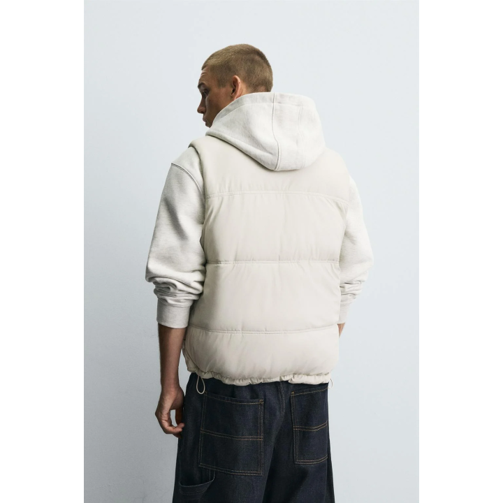 ПРОРЕЗИНЕННЫЙ СТЕГАНЫЙ ЖИЛЕТ