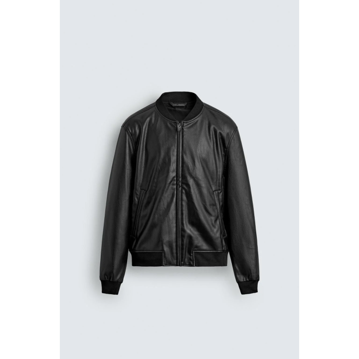 БОМБЕР ИЗ ИСКУССТВЕННОЙ КОЖИ