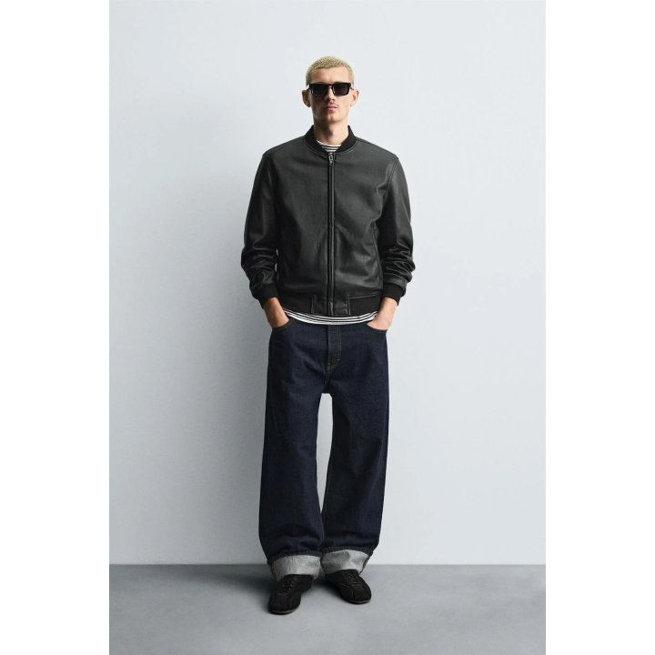 БОМБЕР ИЗ ИСКУССТВЕННОЙ КОЖИ