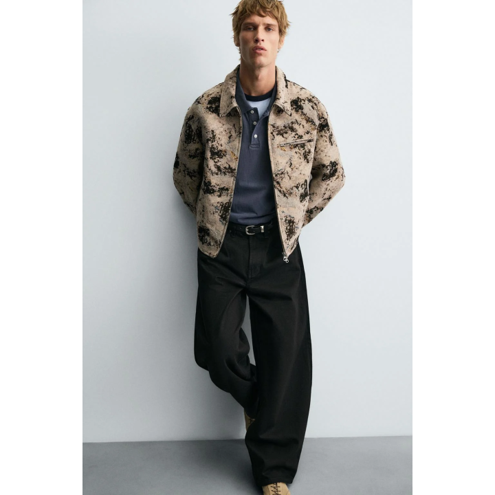 ЖАККАРДОВАЯ КУРТКА С ТЕКСТУРОЙ