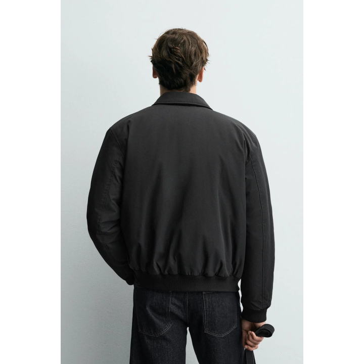 Утепленная бомбер-куртка