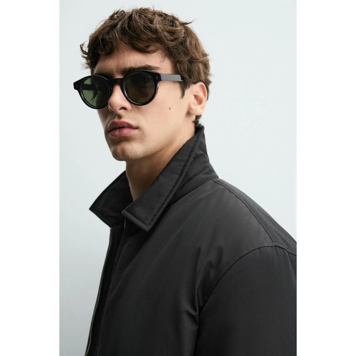 Утепленная бомбер-куртка