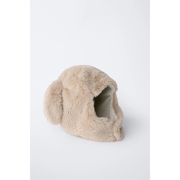 Детям от 3 до 6 лет / шапка из искусственного меха с ушками зайца