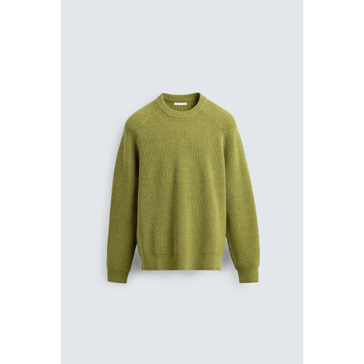 Джемпер с рельефным узором