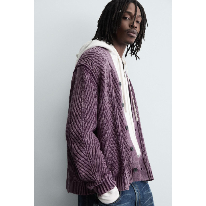 КАРДИГАН С РЕЛЬЕФНЫМ УЗОРОМ И ЭФФЕКТОМ ПОТЕРТОСТИ